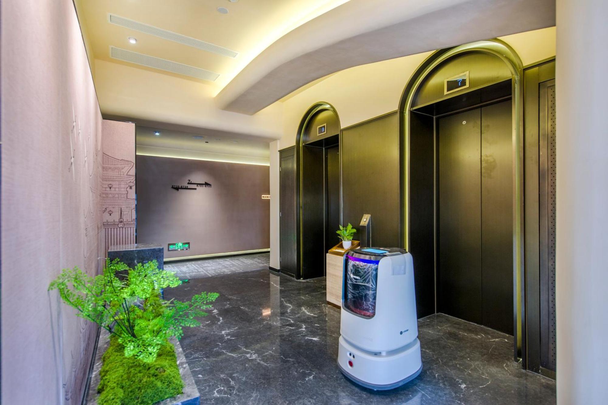 Yiwu Baide Theme Hotel Εξωτερικό φωτογραφία
