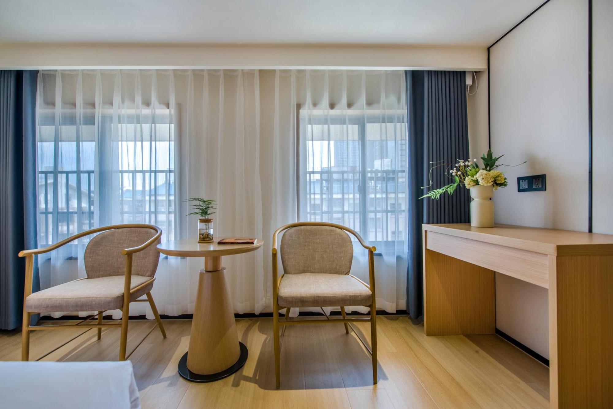 Yiwu Baide Theme Hotel Εξωτερικό φωτογραφία
